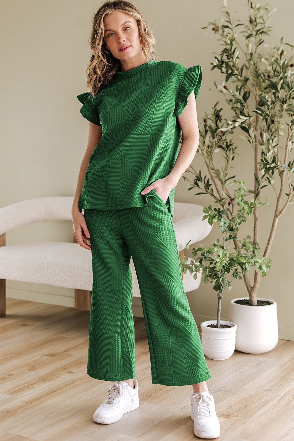Dark Green Ruffled Sleeve Summer Top and Cropped Loose Pants Set